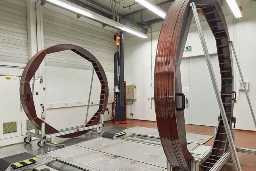 Esplora gli ostacoli di produzione essenziali che si incontrano quando si cercano bobine di Helmholtz e i fattori critici da considerare nelle diverse fasi del progetto. Questo blog fornisce agli ingegneri una guida completa per garantire che siano ben attrezzati per i loro sforzi con le bobine di Helmholtz. Source: Linkedin